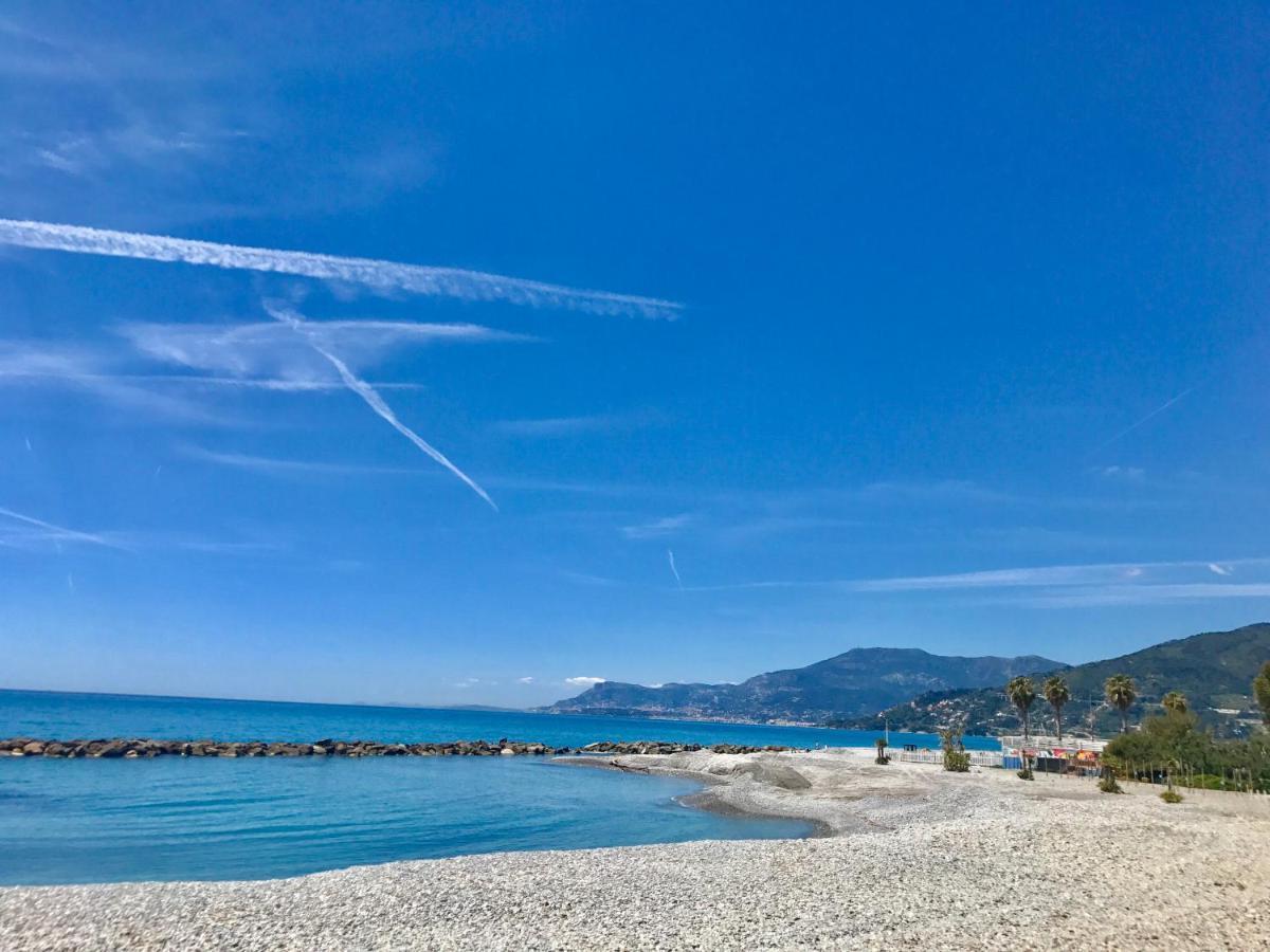 White Sand Ventimiglia Bagian luar foto